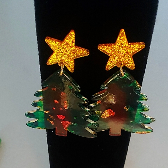 Fashion Fun Christmas Tree Earrings - Picture 2 of 6